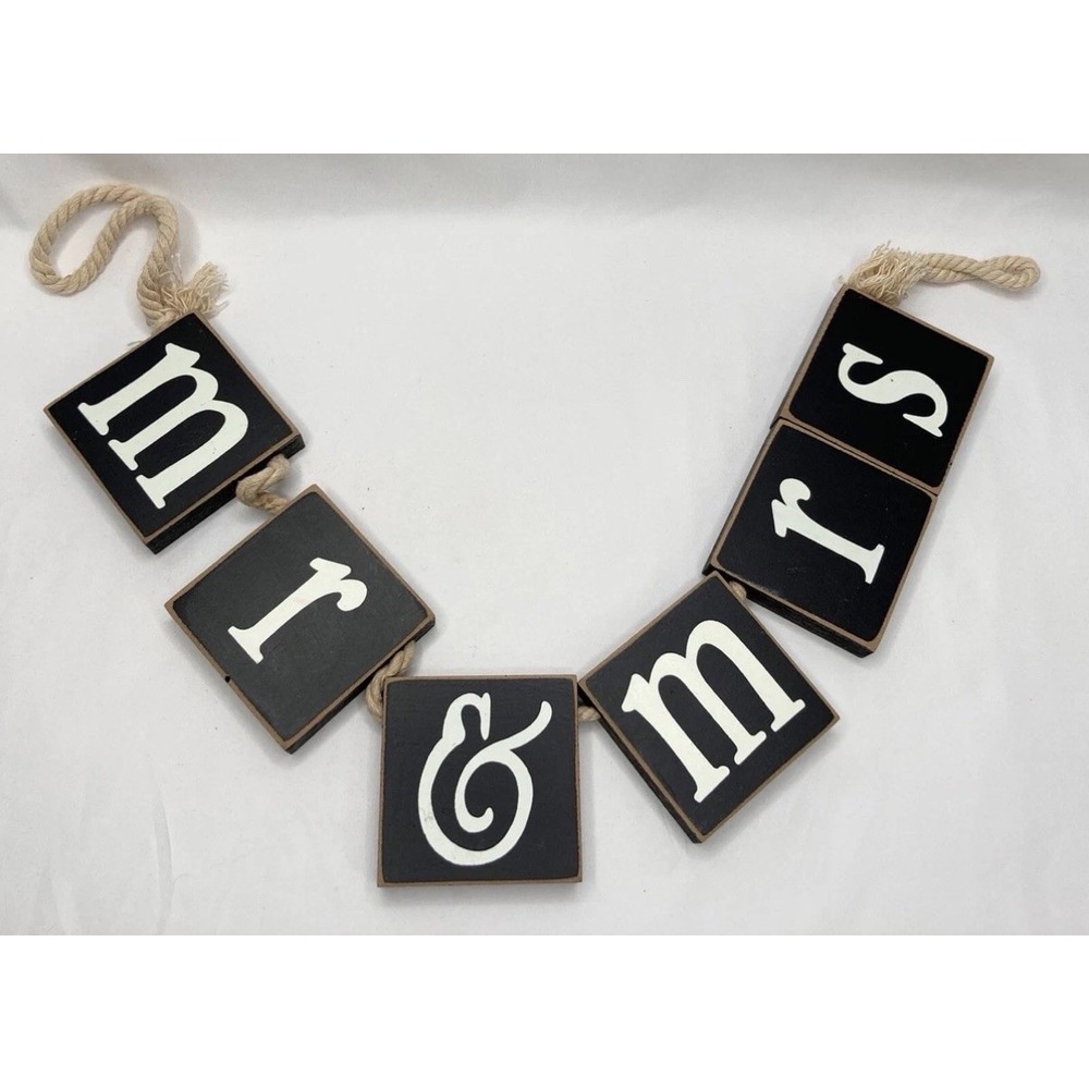 Mr & Mrs Wood Rope Photo Prop Sign Wedding Decorative Letters Black & White